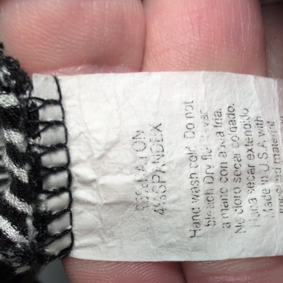 Kye Mi Striped Women's Cardigan - Picture 5 of 7